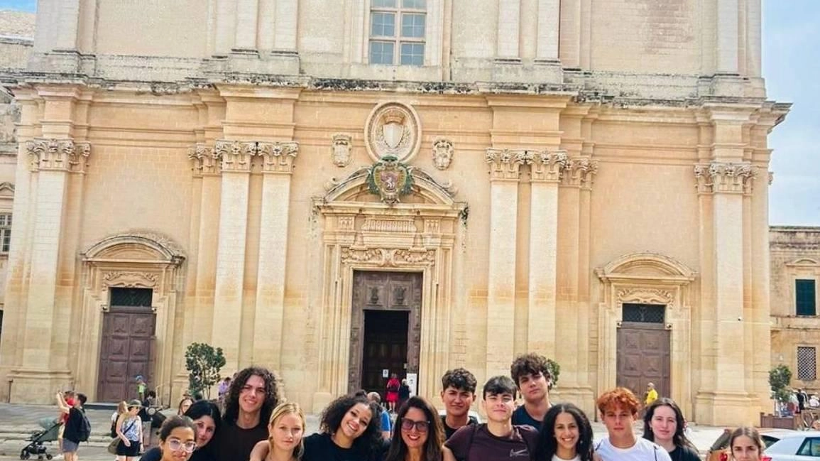 Gli studenti impegnati nei viaggi di istruzione