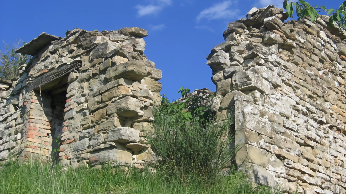 Escursione a Monte Ruperto per celebrare legame storico tra Città di Castello e il "Barone". Iniziativa organizzata dal comune e Cai Sezione di Città di Castello il 15 settembre.