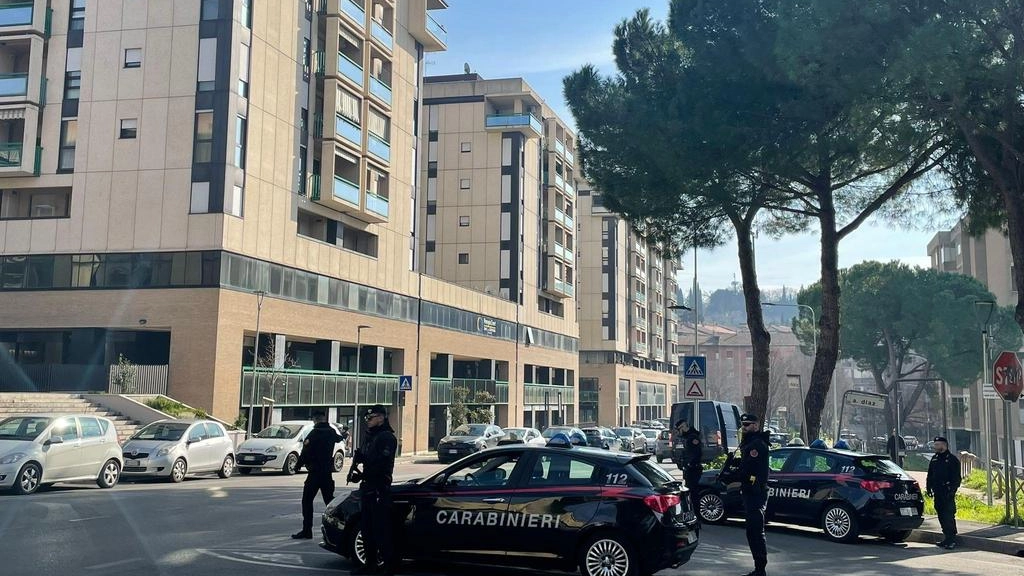 A Fontivegge è arrivata la squadra di intervento operativo dei Carabinieri (S.I.O.)