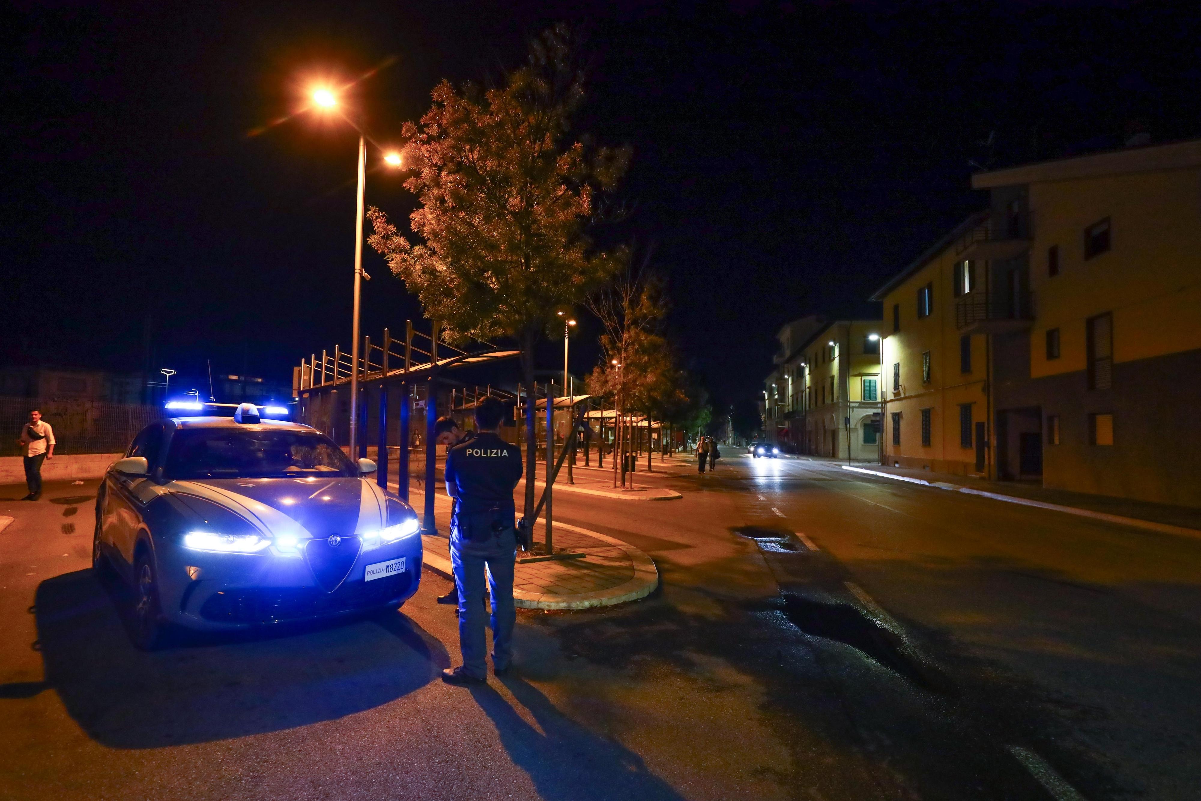 Finale caldo dopo Empoli-Roma: tafferugli in piazza, 15 persone identificate