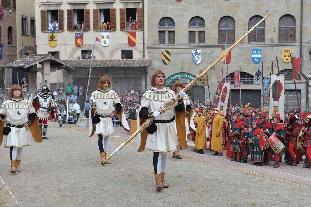 Contributo dal Ministero della Cultura e francobollo dedicato alla Giostra del Saracino