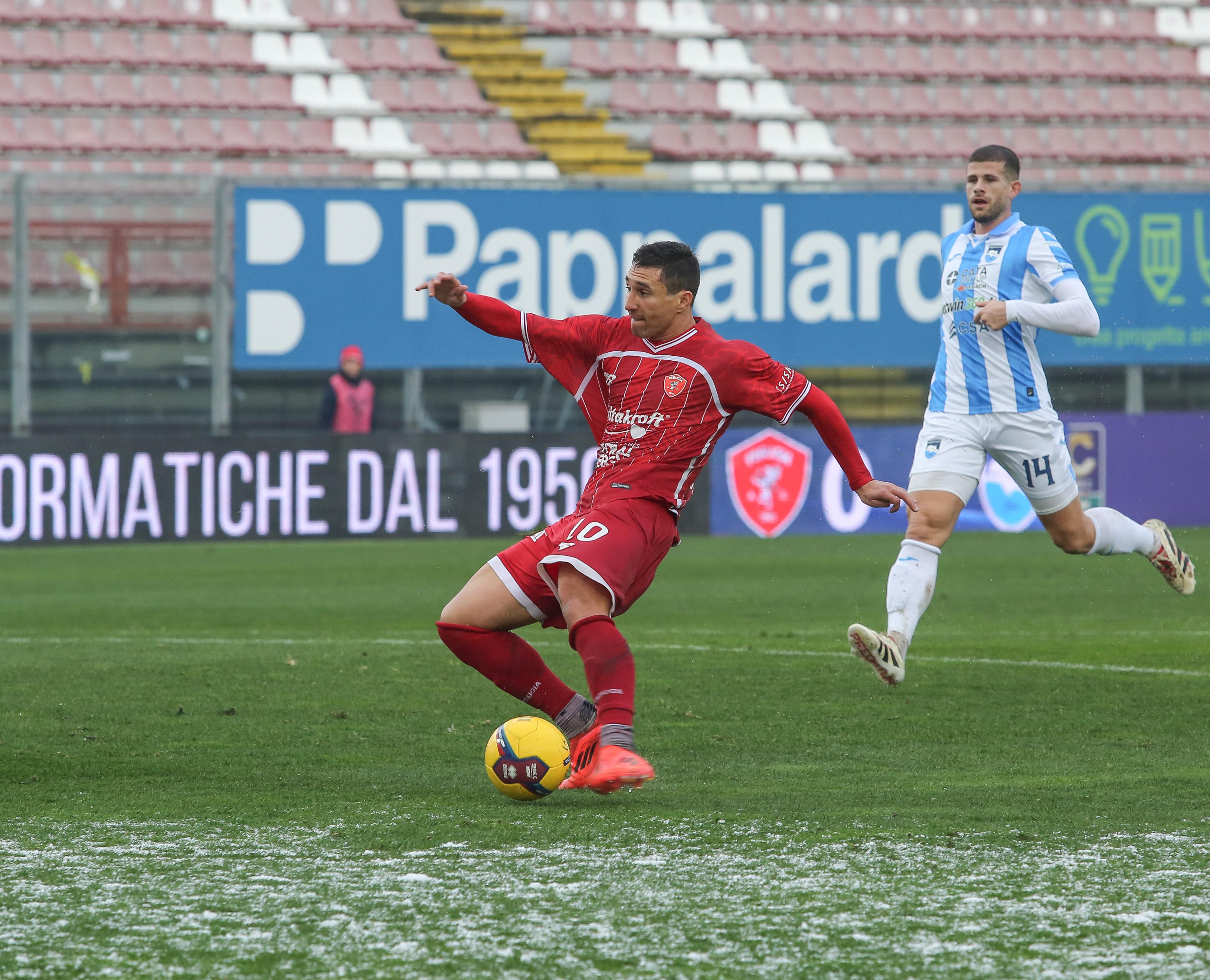 Il Perugia ci prova ma si ferma al palo, è pari con il Pescara: 0-0