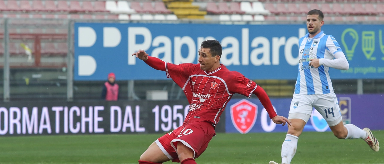 Il Perugia ci prova ma si ferma al palo, è pari con il Pescara: 0-0