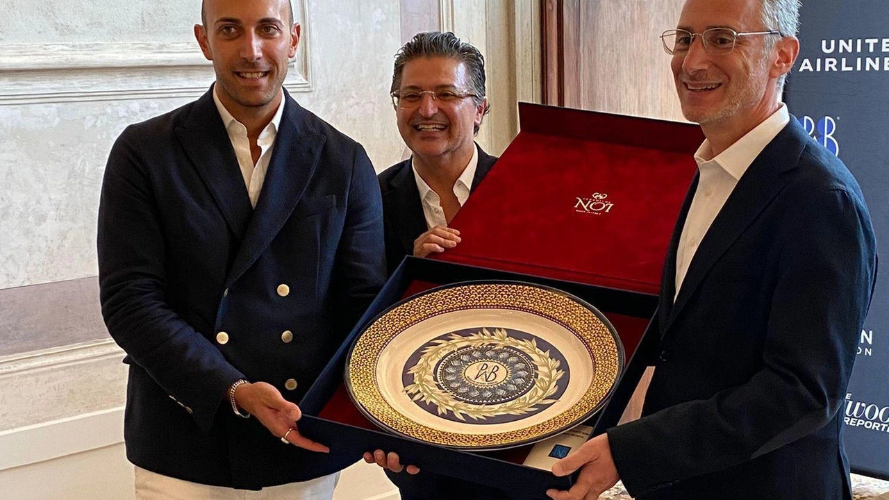 La cooperativa "Ceramiche Noi" da Tifernate approda al Festival del Cinema di Venezia come sponsor ufficiale, premiando professionisti del settore con le proprie creazioni. Presidente Brozzi: "Un onore vedere il nostro lavoro riconosciuto".