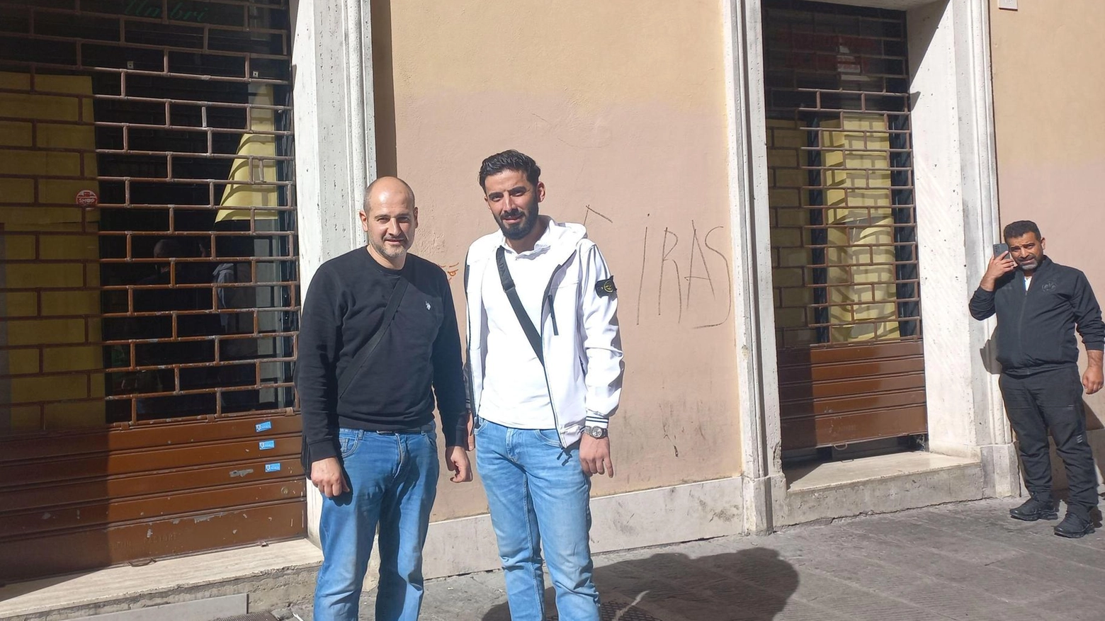 Chiude l’alimentari . Al posto di Brecchia  i titolari di un Kebab