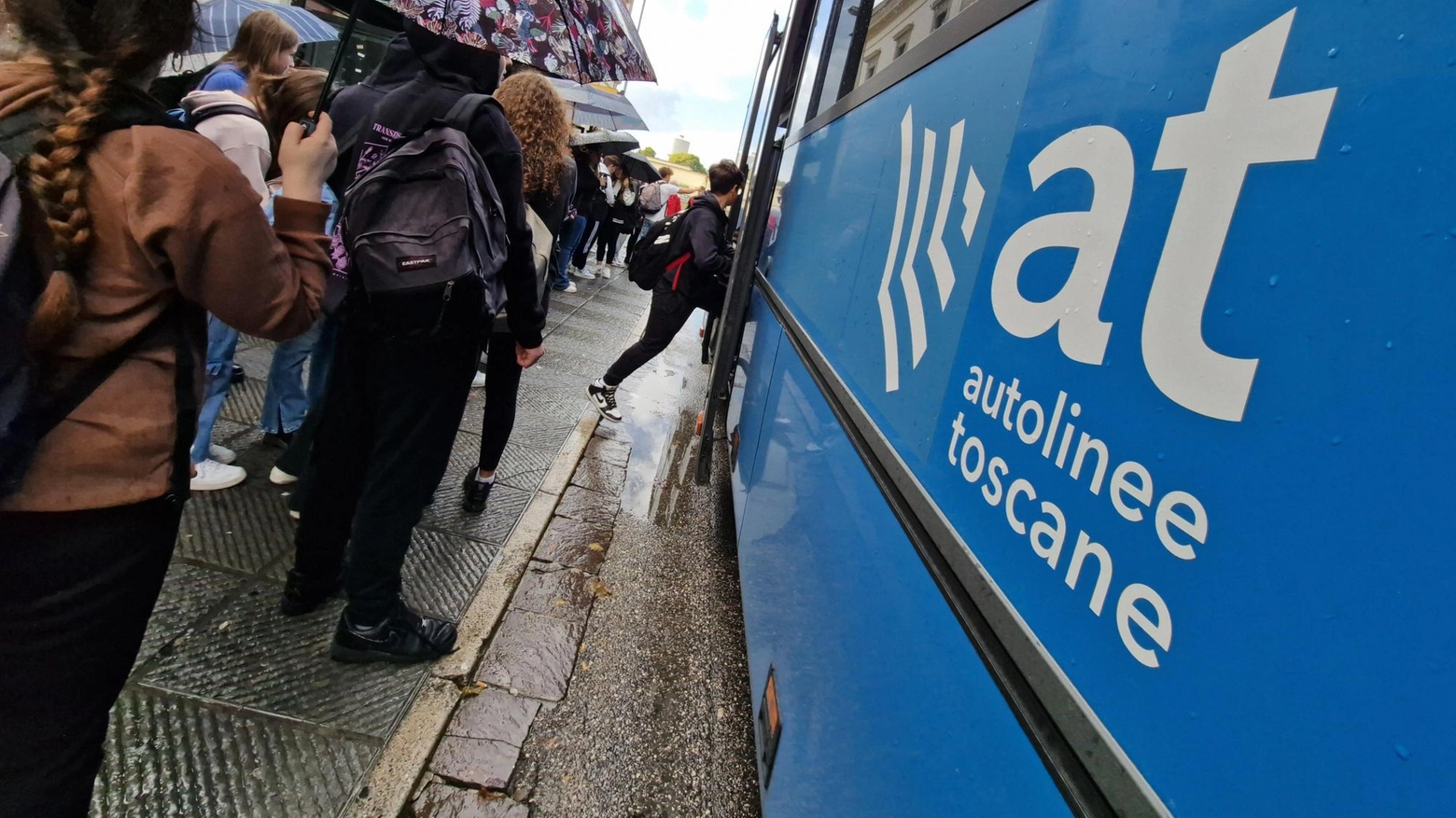 Scuolabus e bus, le novità. Autolinee rinnova la flotta. E il Comune svela gli orari