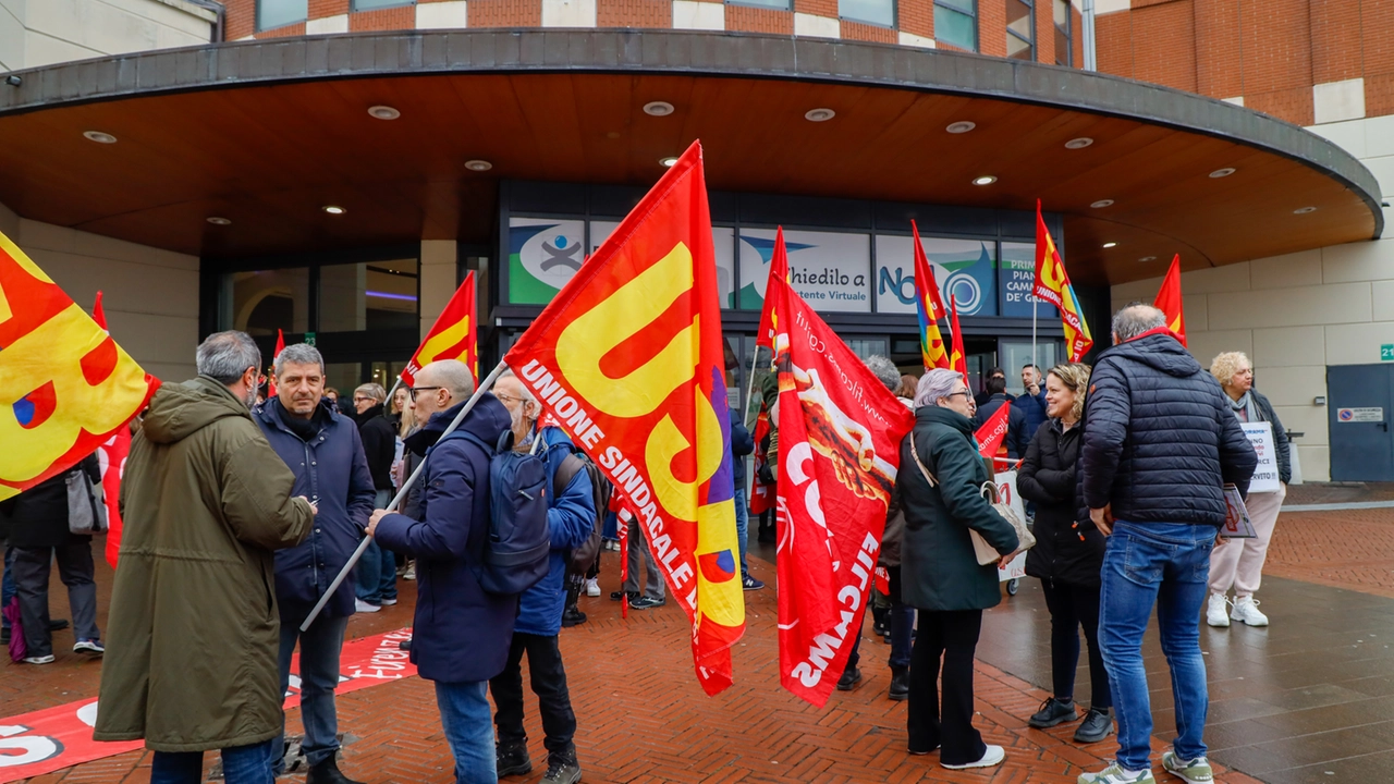 Crisi Pam Panorama ai Gigli, Filcams Cgil: “Spazi ridotti preludono licenziamenti mascherati”