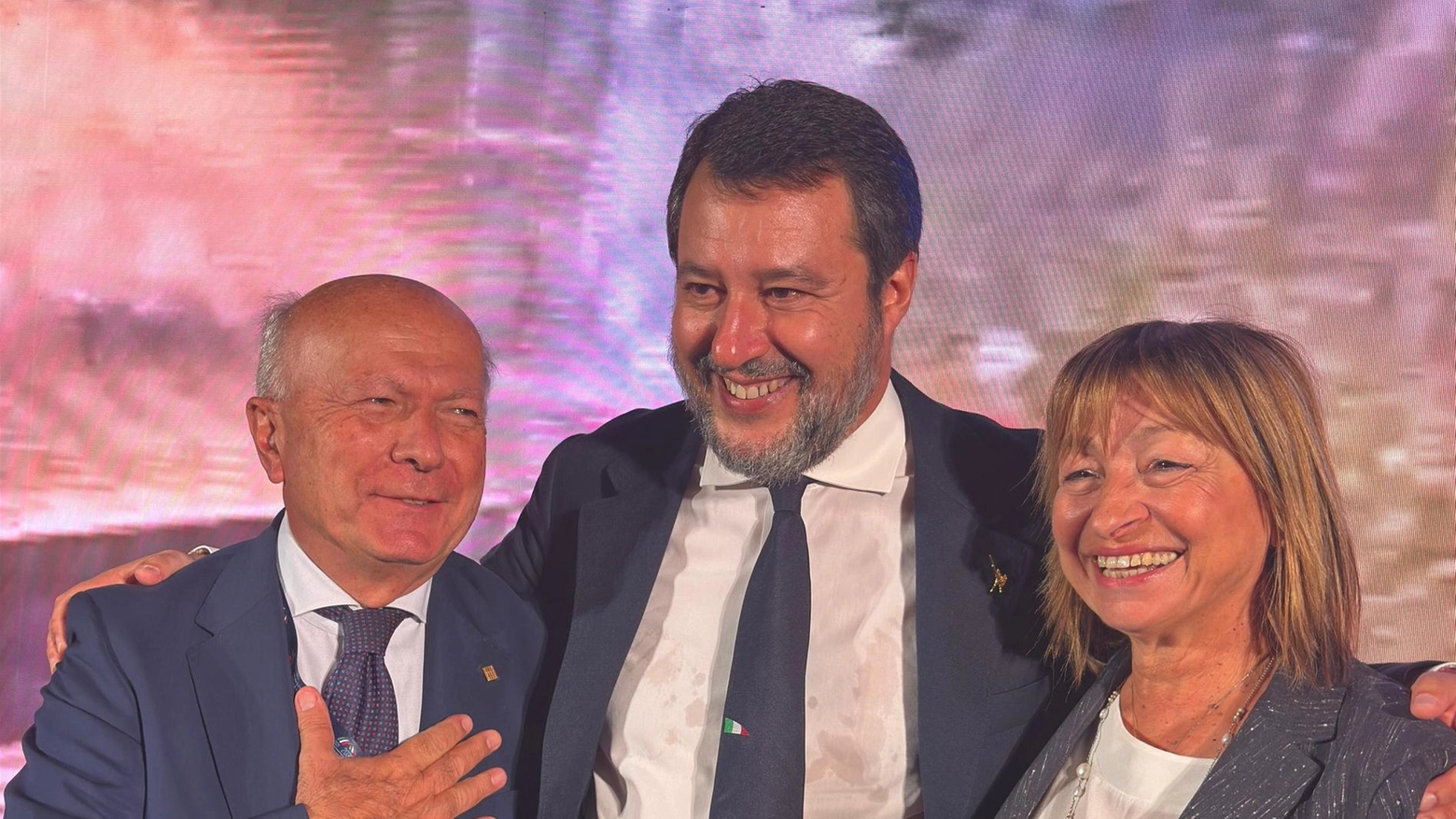 Salvini e le infrastrutture. Un lungo elenco di opere: "Medioetruria pronta nel 2029"