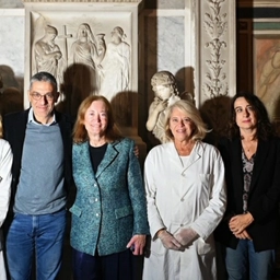 Firenze, restaurato il Monumento di Louisa Stolberg a Santa Croce. La donazione della mecenate