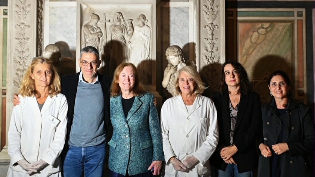 Firenze, restaurato il Monumento di Louisa Stolberg a Santa Croce