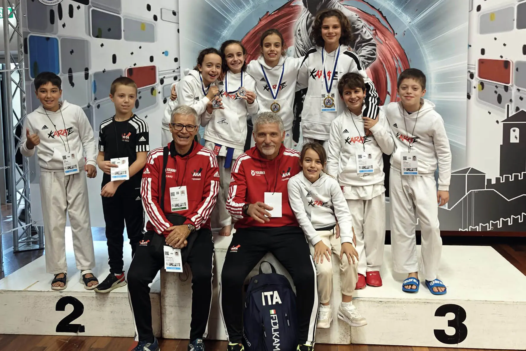 Dieci medaglie per l’Accademia Karate Arezzo all’International Open di San Marino