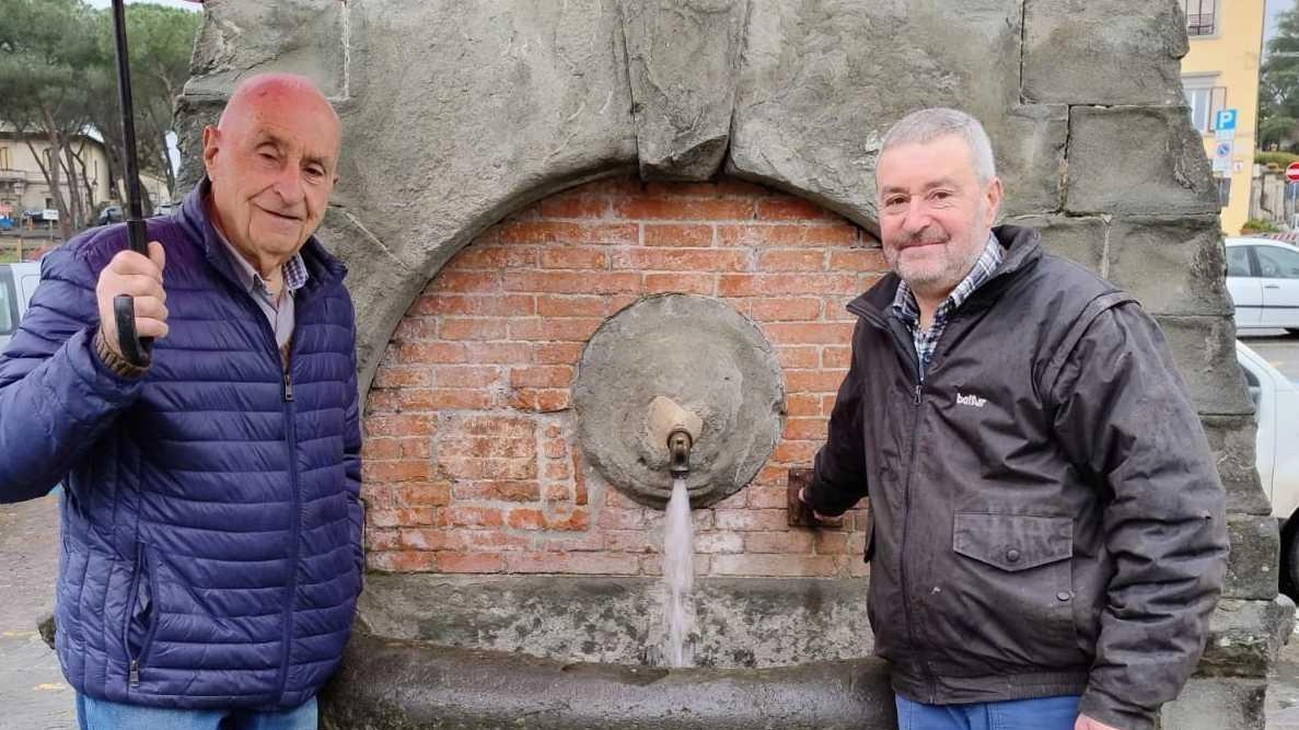 L’acqua torna a uscire dal pozzo . Ma i Verdi: "Fontanelli trascurati"