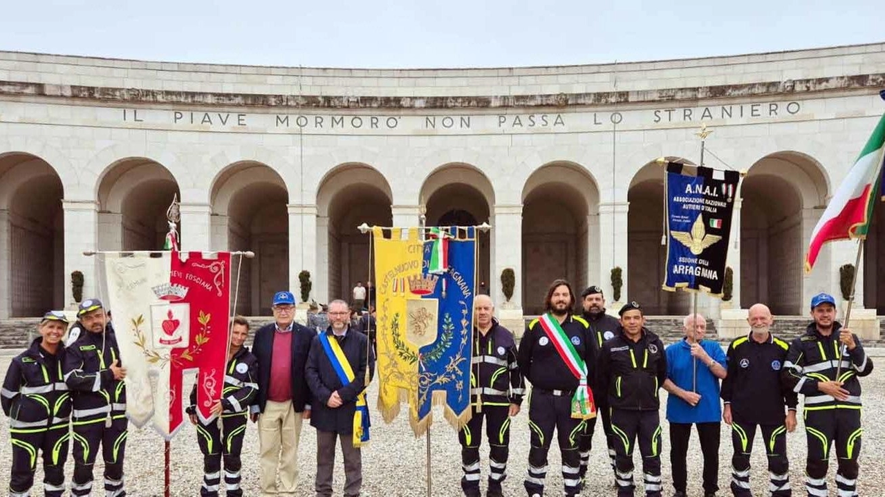 La sezione Garfagnana degli Autieri partecipa al raduno nazionale a Treviso con 6mila iscritti. Volontari attivi nell'allestimento e promozione. Ringraziamenti alle istituzioni locali e alla Filarmonica "Giuseppe Verdi".