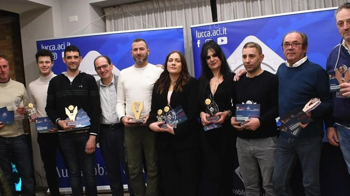 I premiati dell’«Aci» Club con gli oscar dell’automobilismo lucchese, ormai una tradizione consolidata che crea sempre grande attesa negli appassionati