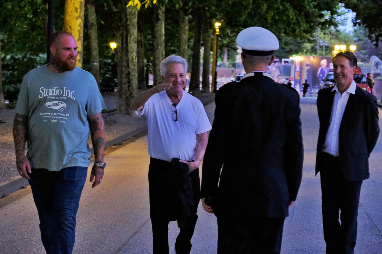 Dustin Hoffman al suo arrivo al concerto (Foto Paolo Pacini)