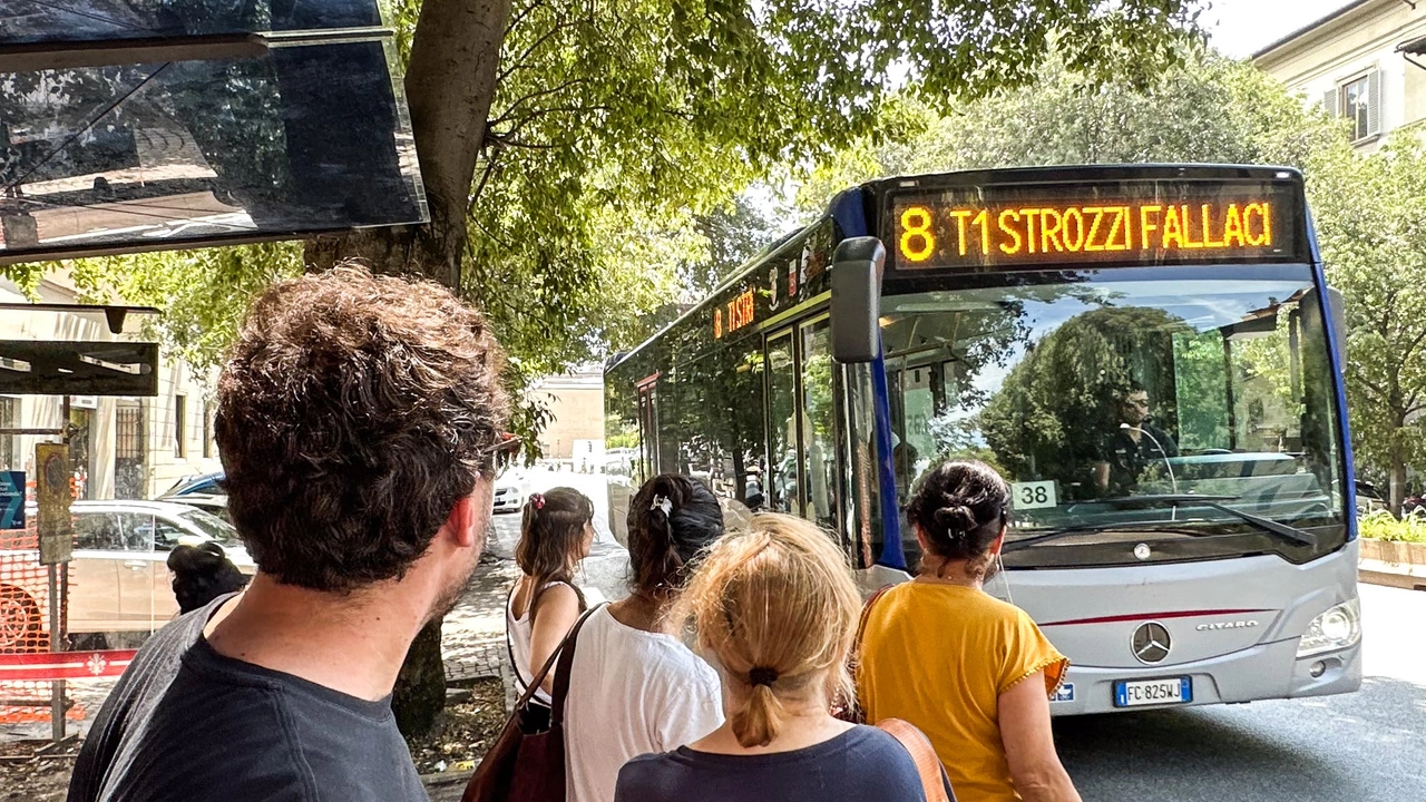 Sciopero venerdì 13 dicembre, chi si ferma in Toscana: gli orari