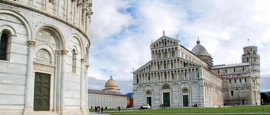 Pisa, in piazza dei Miracoli arriva la danza quantistica del quibit