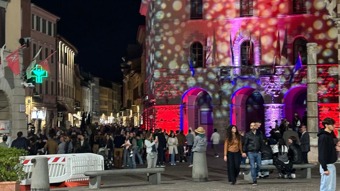 Il bello e il brutto della notte. Prima la festa, poi la rissa