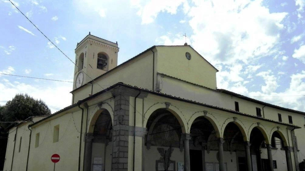 San Michele Arcangelo. Restaurato il loggiato. Gli affreschi risplendono