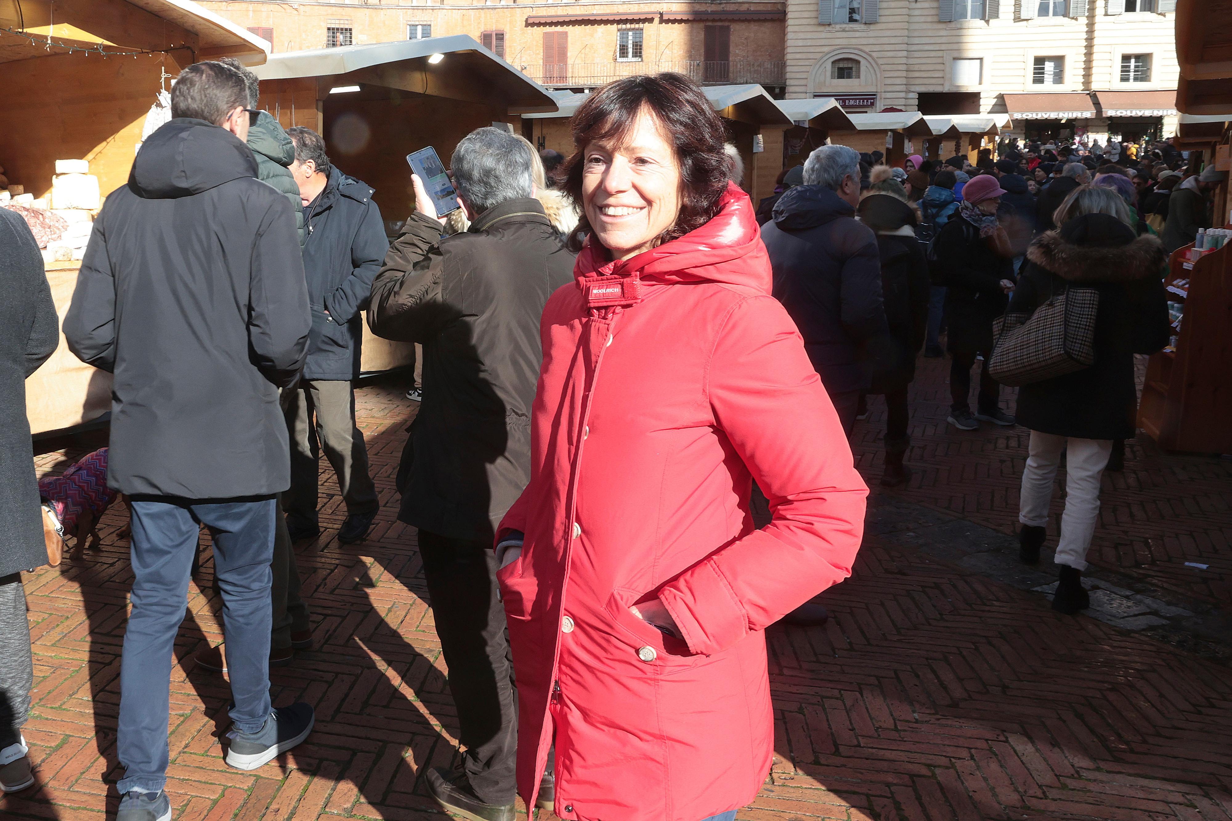 “Mercato nel Campo”, è già record. Folla e shopping a gonfie vele