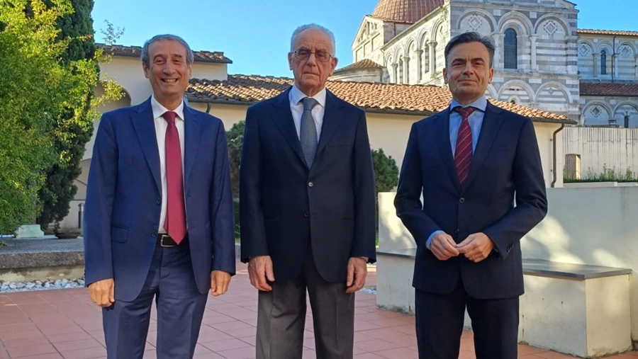 Da sinistra Giuseppe Anastasi, il professor Luciano Lenzini e Giuseppe Iannaccone