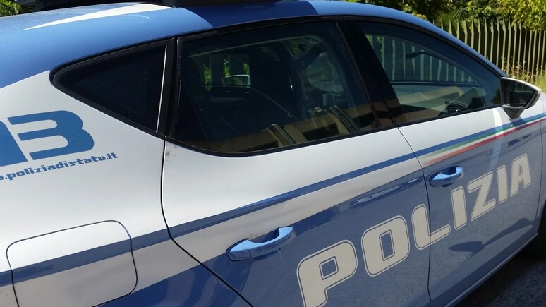 Indaga la polizia