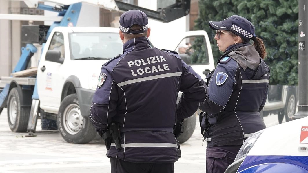 Vigili urbani, tutti i nodi: "Carenza di personale e nessun investimento"