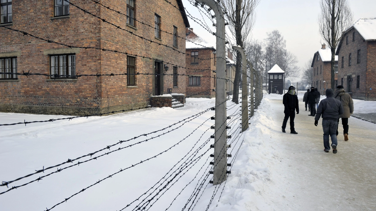 ll campo di concentramento di Auschwitz, luogo simbolo dell’olocausto