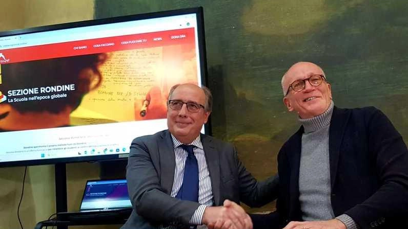 . dg dell’Usr Toscana, Ernesto Pellecchia e il presidente della Cittadella Franco Vaccari firmano il protocollo d’intesa per la Sezione Rondine nelle scuole