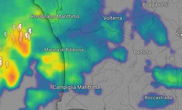 Allagamenti, la pioggia che non dà tregua: Toscana, allerta gialla e fiumi sotto la lente