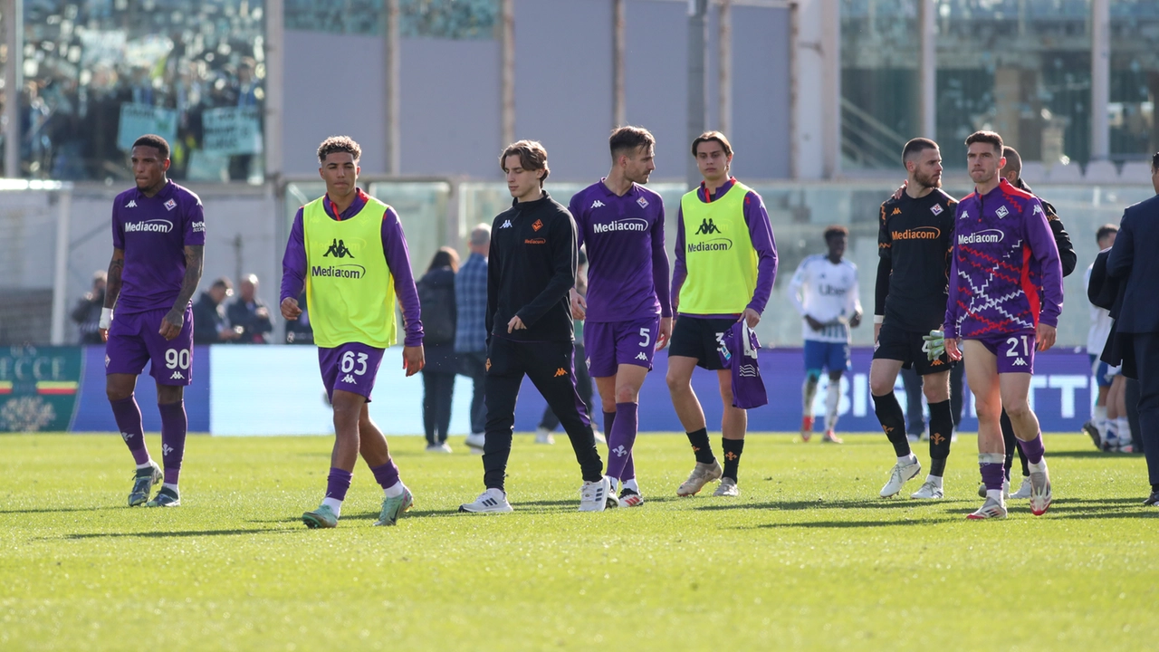 Fiorentina-Como, volti scuri a fine partita (Foto Germogli)