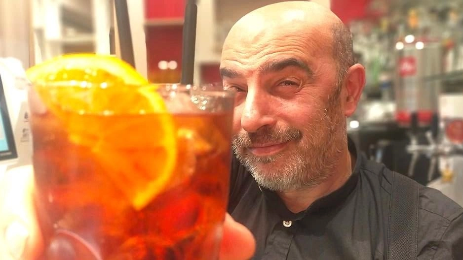 Il barman Giuseppe Lese proporrà una serie di drink che fanno parte della raccolta dal titolo ’Miscelazione italiana Volume 1’