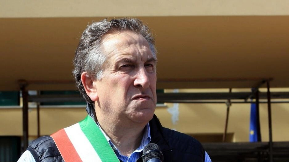 Il sindaco Andrea Sisti pensa a Piazza d’Armi come un’area verde votata al benessere e alla sana alimentazione Intanto a breve ci sarà la bonifica