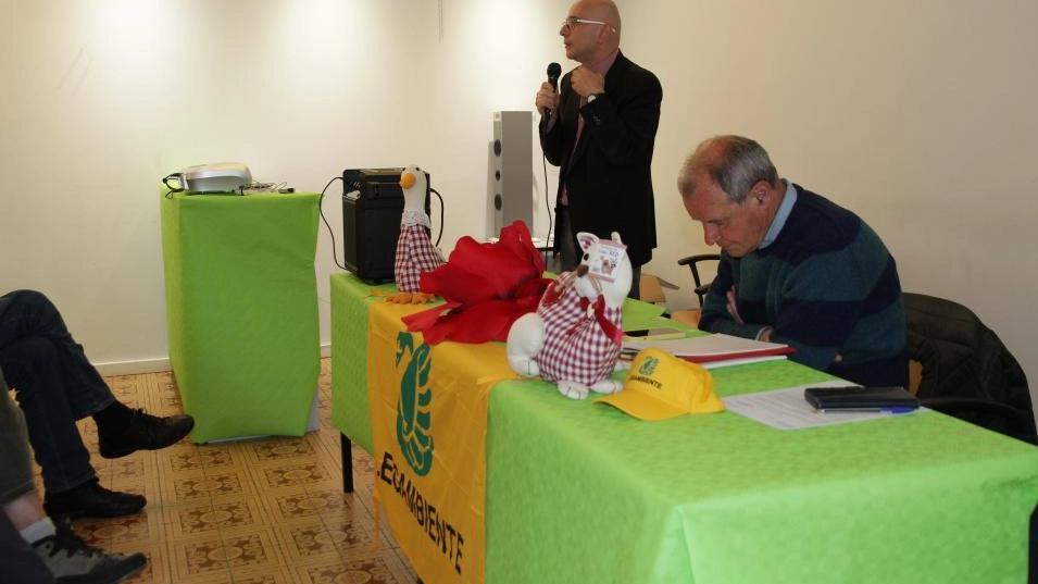 Una delle passate assemblee organizzate per discutere del progetto del collegamento della Doganaccia, con il presidente della provincia Marmo