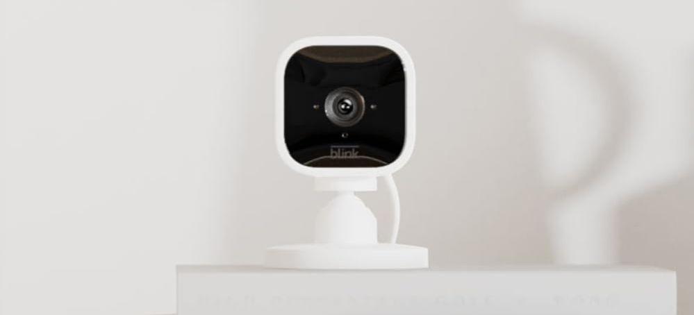 Blink Mini: la videocamera da interno per la sicurezza del tuo appartamento che non puoi lasciarti sfuggire