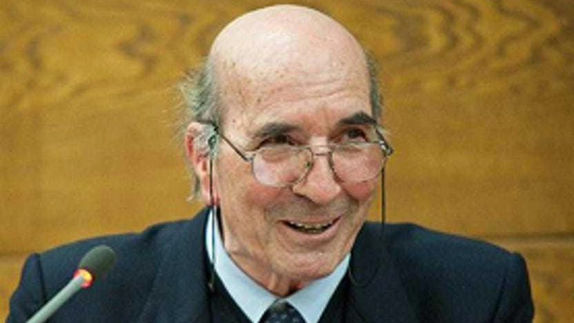 Romano Cosci, uno degli artisti pietrasantini più stimati a livello internazionale, è scomparso nel 2014 all’età di 75 anni