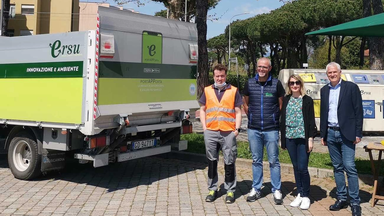 Rifiuti, arriva l’ecomobile di Ersu