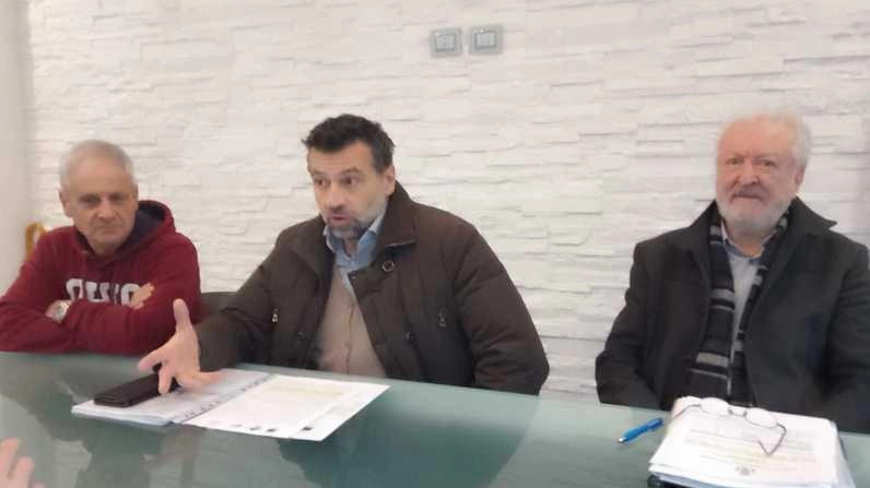 Nicola Livi (Uil), Riccardo Cappellini (Cgil) e Andrea Bini (Cisl)