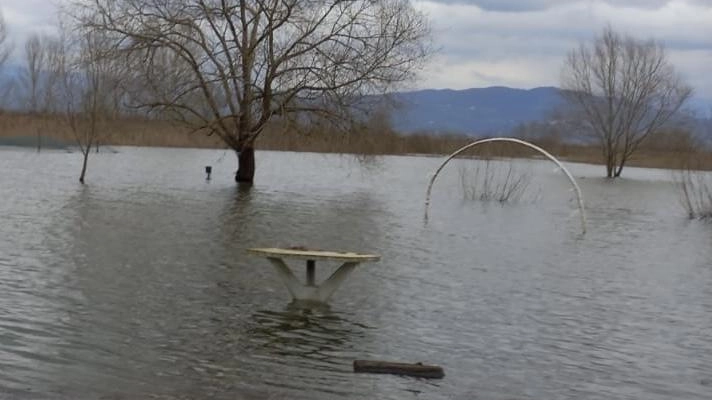 Alluvioni e siccità: cambiamento climatico e sfruttamento