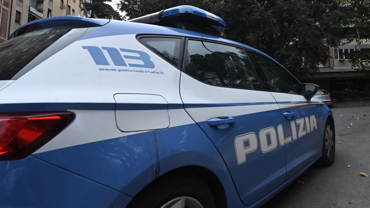 Gli agenti di polizia hanno individuato l'aggressore. Per lui è scattato il procedimento per un foglio di via da parte del Comune (Foto di repertorio)