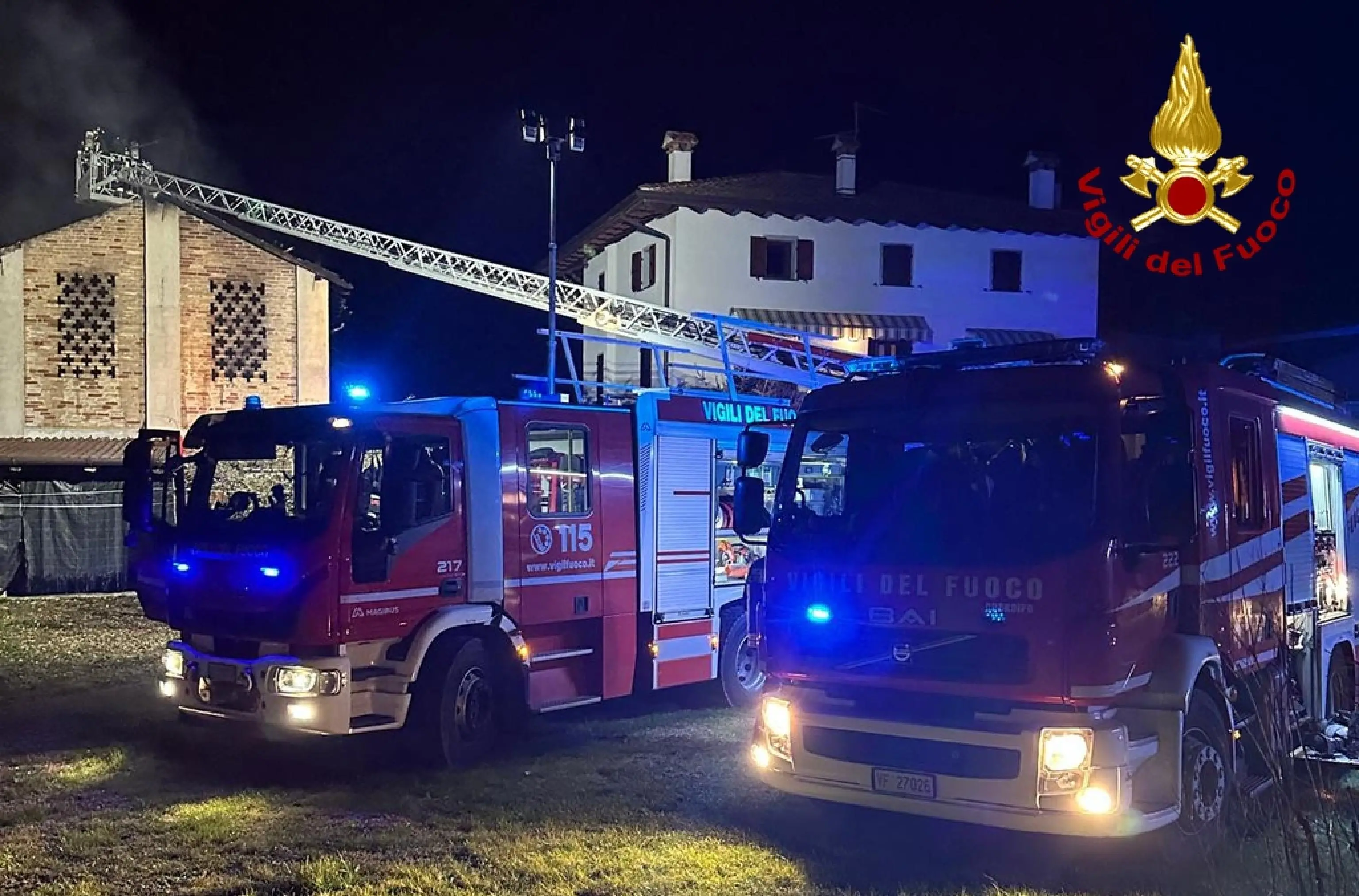 Dalla Toscana alla casa in montagna. Inferno monossido: morta la madre, gravi marito e figlia