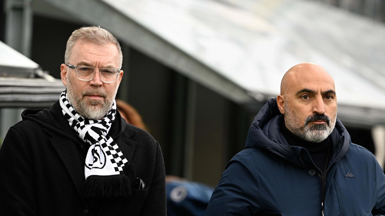 Il vice presidente dello Spezia Paul Francis e il direttore sportivo Stefano Melissano allo stadio Picco