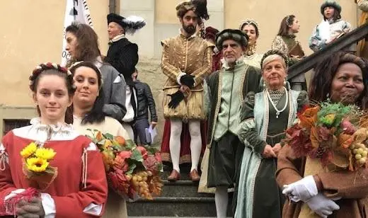 La Festa della Polenta numero 447. Il corteo, il carro e le visite guidate