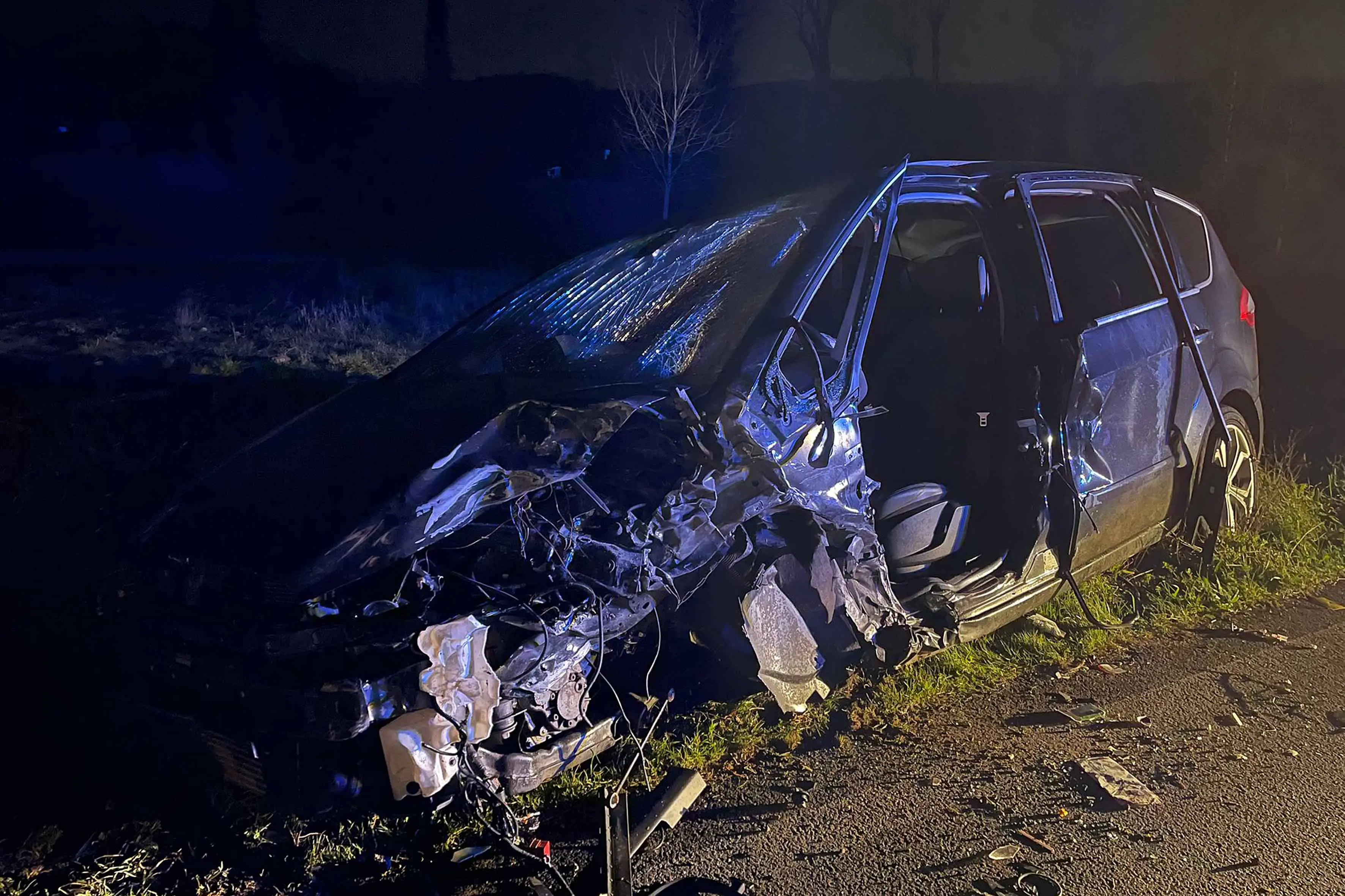 Lo scontro nel buio e la tragedia: incidente, un morto e un ferito sulla statale