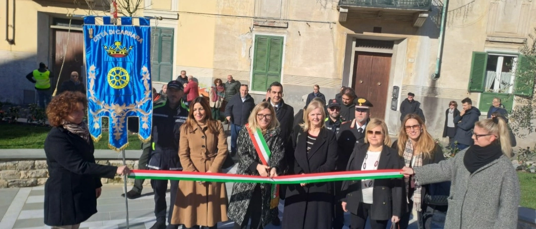 Carrara, inaugurata la nuova piazzetta San Francesco