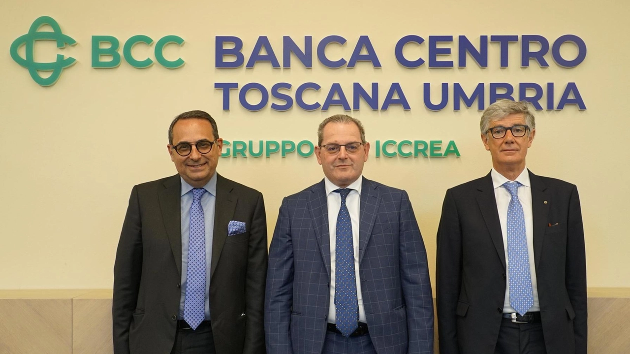 I vertici di Banca Centro: da sinistra il vice presidente Carmelo Campagna, il direttore Umberto Giubboni, il presidente Florio Faccendi