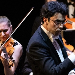 Firenze, Nicola Campogrande col concerto Musica e Memoria chiude Sinfonia di Vibrazioni