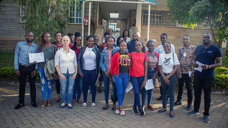 Professionisti delle Scotte in Kenya. Equipe di pediatria e neonatologia in missione in due ospedali