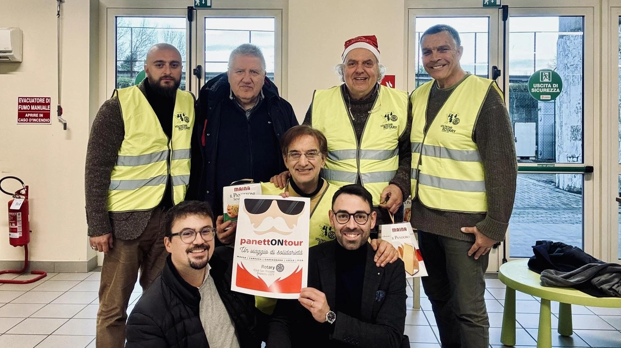 Il Rotary Club San Rossore ha dato vita ad un grande «Natale di Solidarietà con il PanettONtour» visitando numerose Rsa della zona