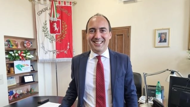 Simone Calamai, sindaco di Montemurlo e presidente della Provincia. chiede allo Stato una svolta. sul modo di approcciare il problema della messa in sicurezza